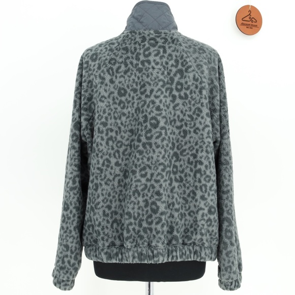 ABERCROMBIE & FITCH Quilted Snap Up Jacket - Picture 3 of 9